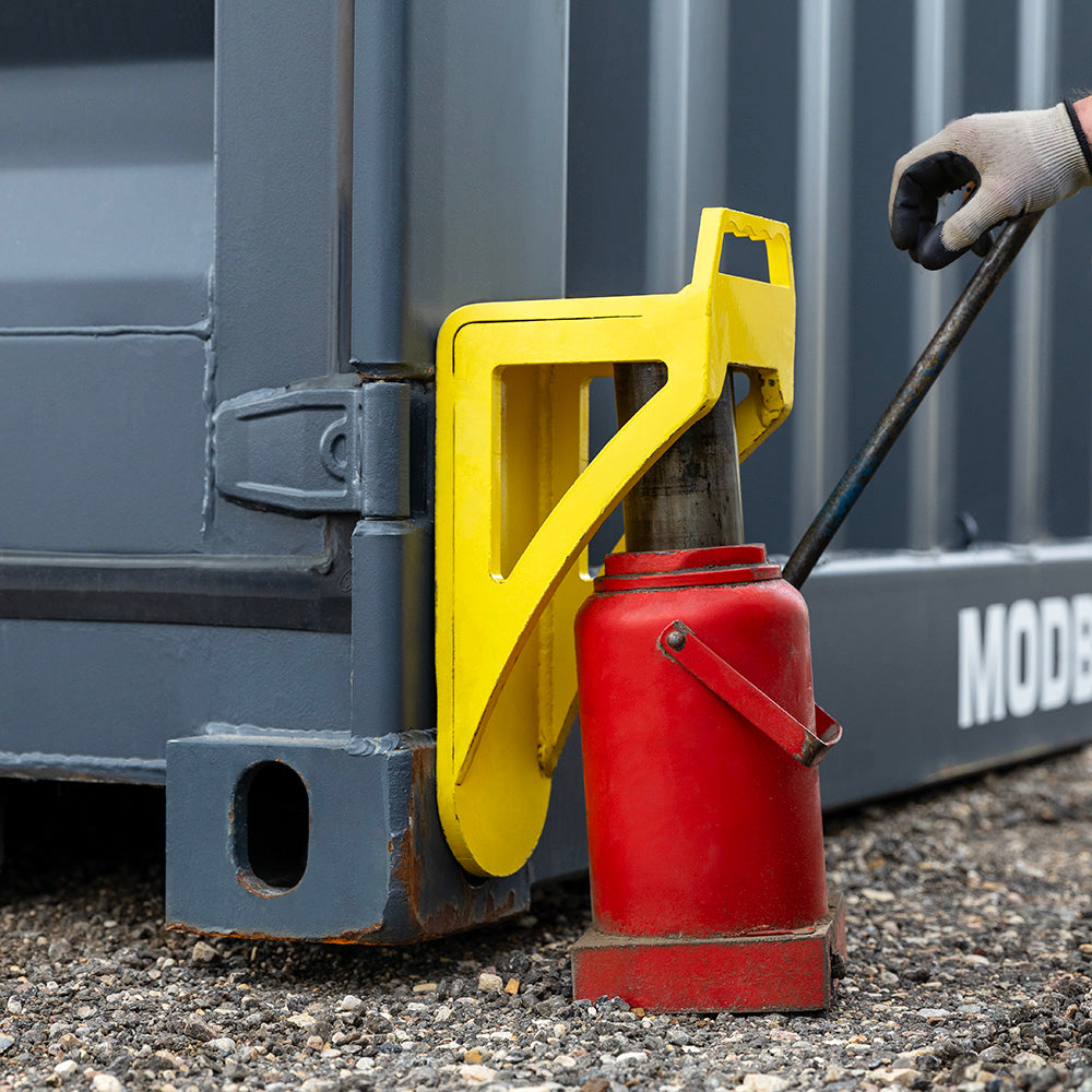 Twist 'n' Jack Container Lifter (TNJ™)
